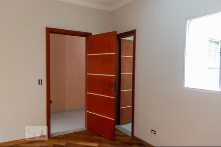 Casa à venda com 250m², 3 quartos e 6 vagas Casa à venda com 250m², 3 quartos e 6 vagasQuarto 2 - Suíte