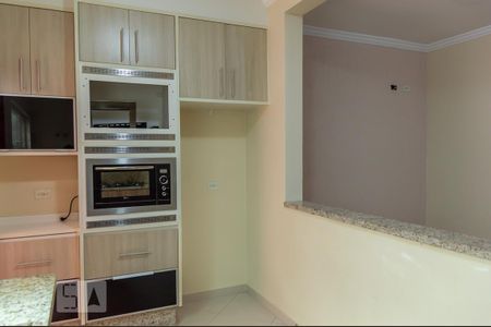 Casa à venda com 250m², 3 quartos e 6 vagas Casa à venda com 250m², 3 quartos e 6 vagasCozinha