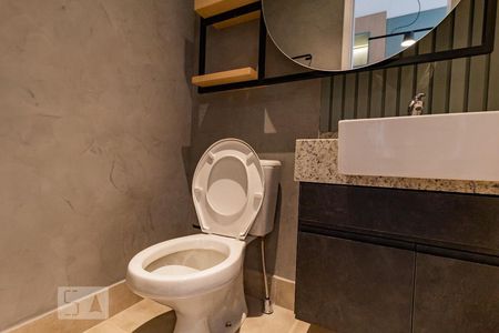 Banheiro de kitnet/studio à venda com 1 quarto, 25m² em Jardim das Acácias, São Paulo