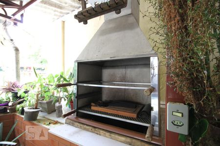 Casa à venda com 208m², 4 quartos e 2 vagasVaranda