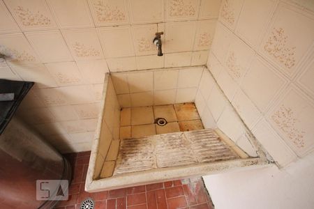 Casa à venda com 208m², 4 quartos e 2 vagasÁrea de serviço casa 2