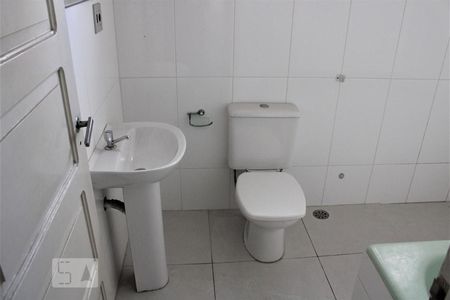Casa à venda com 100m², 4 quartos e 1 vagaBanheiro social