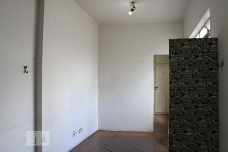 Casa à venda com 100m², 4 quartos e 1 vagaBiblioteca