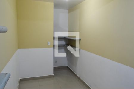 Casa de condomínio à venda com 132m², 3 quartos e 1 vagaSuíte 2