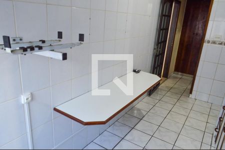 Casa de condomínio à venda com 132m², 3 quartos e 1 vagaCozinha 1