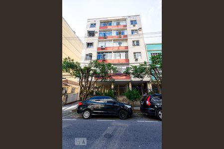 Apartamento para alugar com 70m², 2 quartos e sem vagaFachada do Prédio