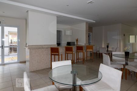 Apartamento para alugar com 56m², 2 quartos e 1 vagaÁrea comum - Salão de festas