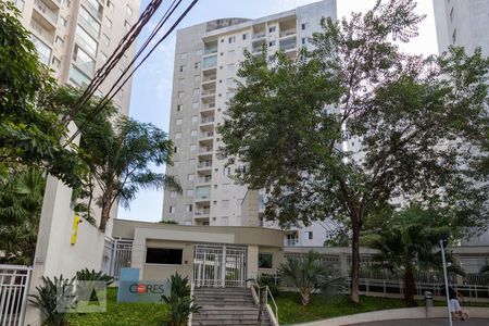 Apartamento para alugar com 56m², 2 quartos e 1 vagaFachada