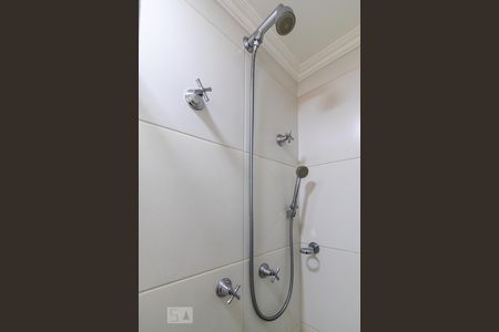 Apartamento para alugar com 56m², 2 quartos e 1 vagaChuveiro