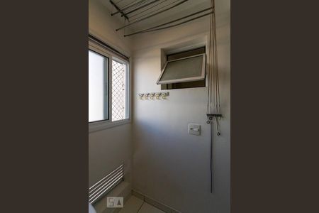 Apartamento para alugar com 56m², 2 quartos e 1 vagaÁrea de Serviço