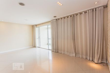 Sala de apartamento para alugar com 3 quartos, 118m² em Vila Sonia, São Paulo