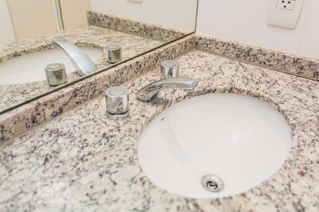 Apartamento à venda com 118m², 3 quartos e 2 vagasDetalhe do Banheiro da Suíte 3