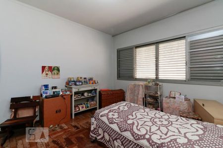 Casa à venda com 290m², 3 quartos e 4 vagasQuarto 2