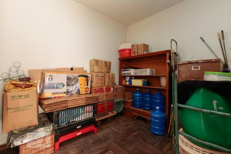 Casa à venda com 290m², 3 quartos e 4 vagasQuarto de serviço