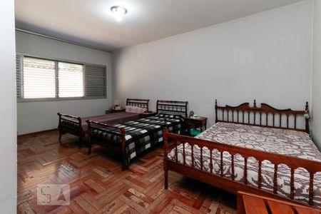 Casa à venda com 290m², 3 quartos e 4 vagasQuarto 3