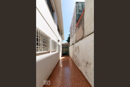 Casa à venda com 290m², 3 quartos e 4 vagasQuintal