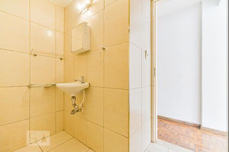 Banheiro de apartamento para alugar com 1 quarto, 29m² em Aclimação, São Paulo
