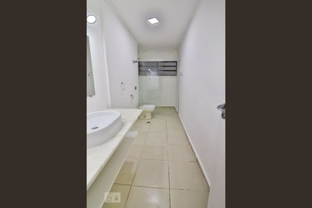 Banheiro 1 de apartamento à venda com 3 quartos, 190m² em Bela Vista, São Paulo