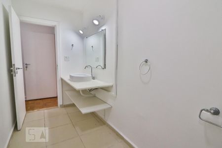 Banheiro 1 de apartamento à venda com 3 quartos, 190m² em Bela Vista, São Paulo