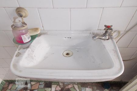 Casa para alugar com 100m², 2 quartos e 1 vaga Casa para alugar com 100m², 2 quartos e 1 vagaPia