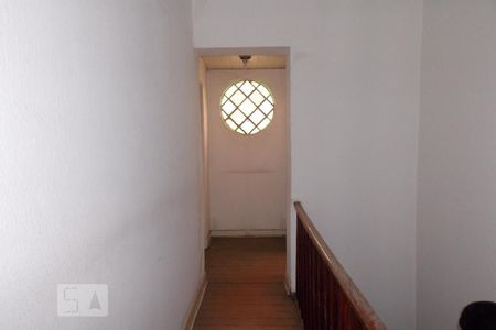 Casa para alugar com 100m², 2 quartos e 1 vaga Casa para alugar com 100m², 2 quartos e 1 vagaCorredor