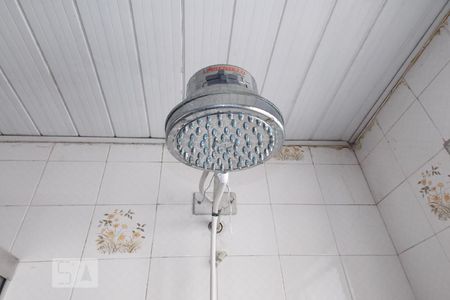 Casa para alugar com 100m², 2 quartos e 1 vaga Casa para alugar com 100m², 2 quartos e 1 vagaChuveiro