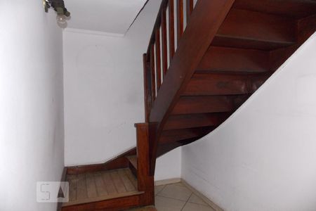 Casa para alugar com 100m², 2 quartos e 1 vaga Casa para alugar com 100m², 2 quartos e 1 vagaCorredor