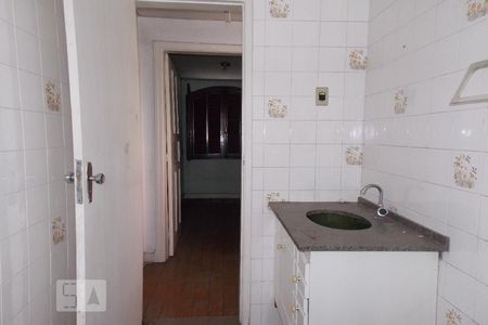 Casa para alugar com 100m², 2 quartos e 1 vaga Casa para alugar com 100m², 2 quartos e 1 vagaBanheiro