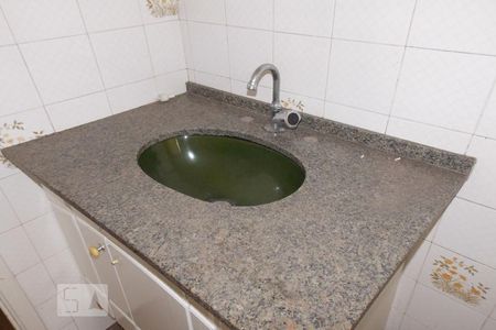 Casa para alugar com 100m², 2 quartos e 1 vaga Casa para alugar com 100m², 2 quartos e 1 vagaPia