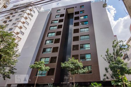 Apartamento para alugar com 62m², 2 quartos e 2 vagas Apartamento para alugar com 62m², 2 quartos e 2 vagasFachada Edifício