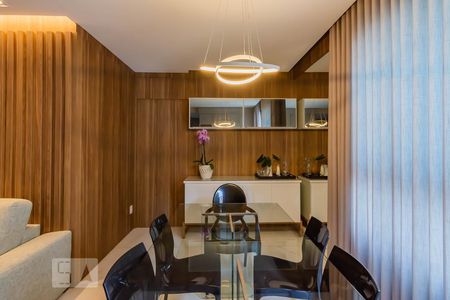 Sala 2 de apartamento para alugar com 2 quartos, 62m² em Carmo, Belo Horizonte