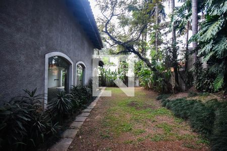 Jardim de casa à venda com 4 quartos, 309m² em Paraisópolis, São Paulo