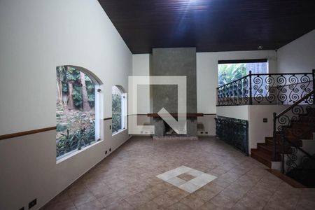 Sala de casa à venda com 4 quartos, 309m² em Paraisópolis, São Paulo