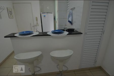 Cozinha de kitnet/studio para alugar com 1 quarto, 28m² em Copacabana, Rio de Janeiro