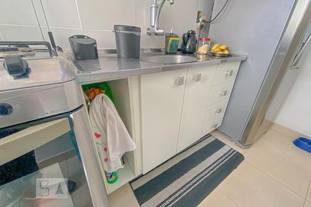 Apartamento à venda com 49m², 2 quartos e 1 vagaCozinha