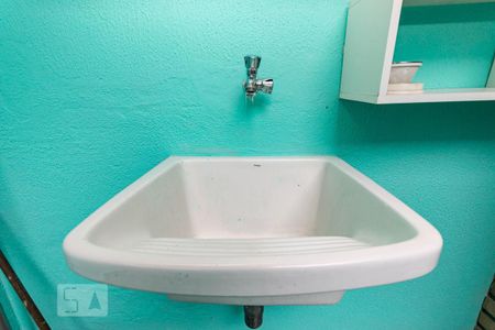 Casa de condomínio para alugar com 84m², 3 quartos e 1 vaga Casa de condomínio para alugar com 84m², 3 quartos e 1 vagaÁrea de serviço