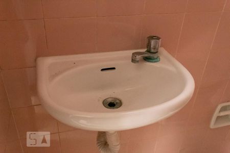 Apartamento à venda com 100m², 3 quartos e 1 vagaBanheiro - Torneira