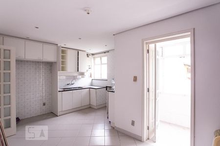 Apartamento à venda com 100m², 3 quartos e 1 vagaCozinha