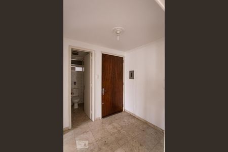 Entrada de apartamento à venda com 3 quartos, 100m² em Menino Deus, Porto Alegre