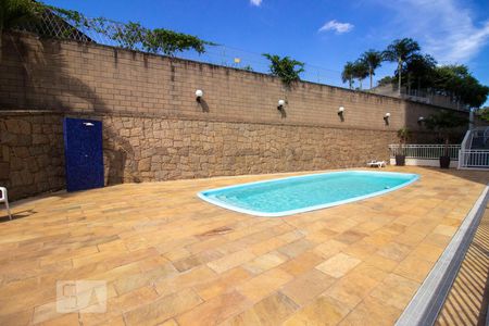 Apartamento para alugar com 64m², 2 quartos e 1 vagaÁrea comum - Piscina