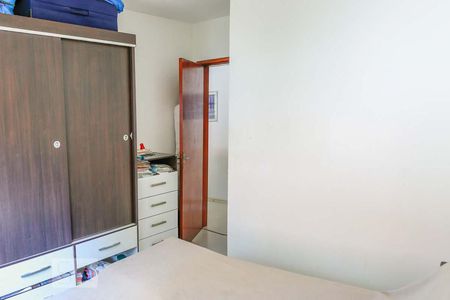 Quarto de apartamento à venda com 1 quarto, 105m² em Medianeira, Porto Alegre
