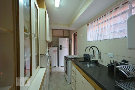 Casa à venda com 179m², 4 quartos e 2 vagasCozinha