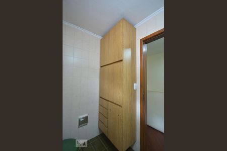 Casa à venda com 179m², 4 quartos e 2 vagasBanheiro Social