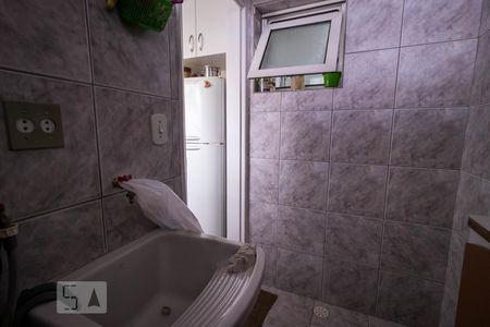 Apartamento à venda com 58m², 2 quartos e 1 vagaÁrea de Serviço