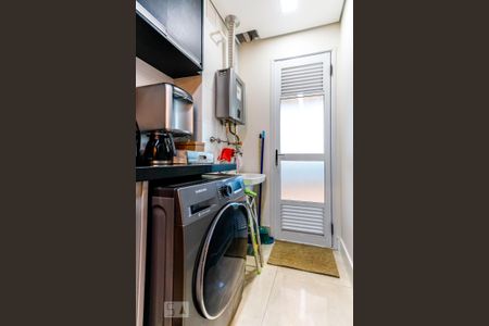 Apartamento à venda com 64m², 2 quartos e 1 vaga Apartamento à venda com 64m², 2 quartos e 1 vagaÁrea de Serviço