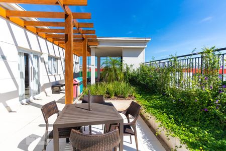 Apartamento à venda com 64m², 2 quartos e 1 vaga Apartamento à venda com 64m², 2 quartos e 1 vagaÁrea Comum