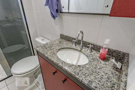 Banheiro de apartamento para alugar com 2 quartos, 127m² em Emiliano Perneta, Pinhais