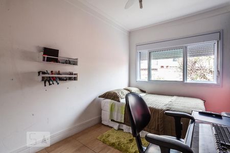 Casa à venda com 250m², 3 quartos e 2 vagasSuíte 3