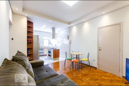 Sala de apartamento para alugar com 2 quartos, 77m² em Gonzaga, Santos