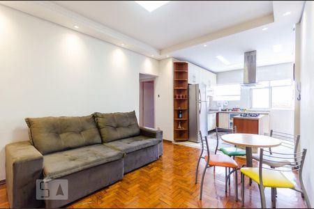 Sala de apartamento para alugar com 2 quartos, 77m² em Gonzaga, Santos